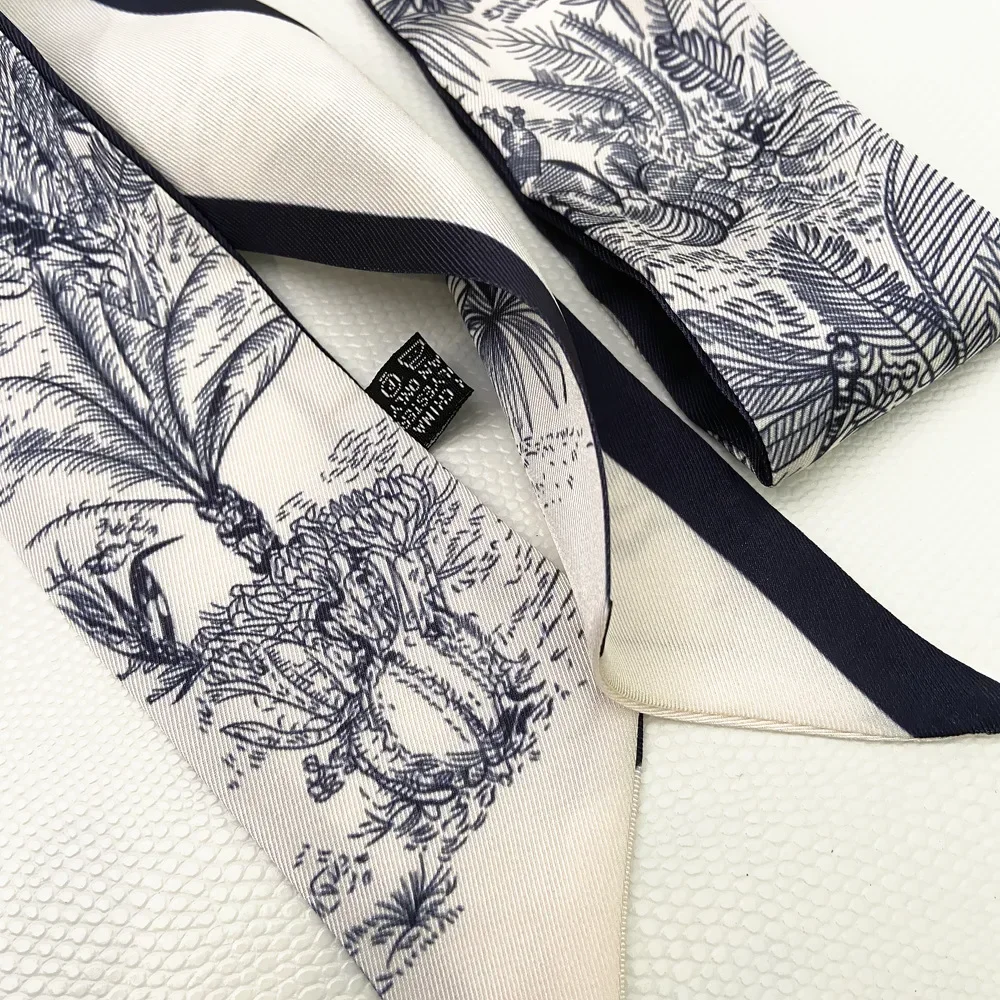 エクステンデッドリボンスカーフ、シルクヘアバンダナ＆バッグア - Travel Accessories Aesthetic のレビューと価格