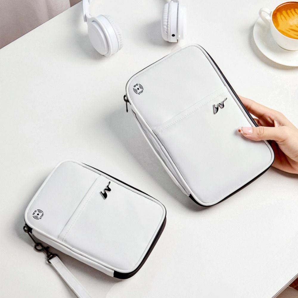 ユニセックスポリエステルカードケース,大容量,ジッパー,RF - Travel Accessories Organizer Bag のレビューと価格